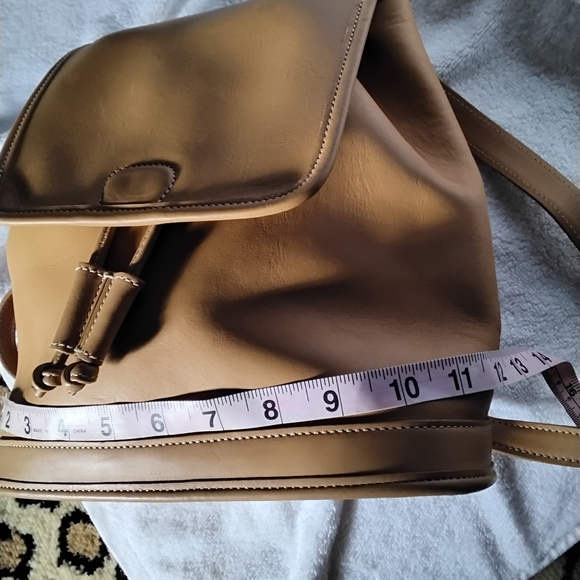 💗🩷 Coach Authentic Womans Backpack - Very Nice Leather in great condition❤️💕 - Picture 7 of 8